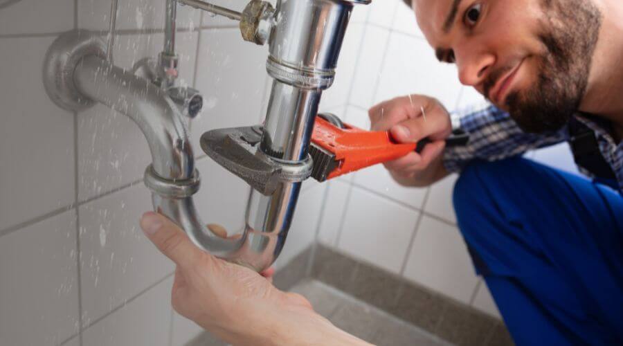 Leaking toilet repair in Jean, NV